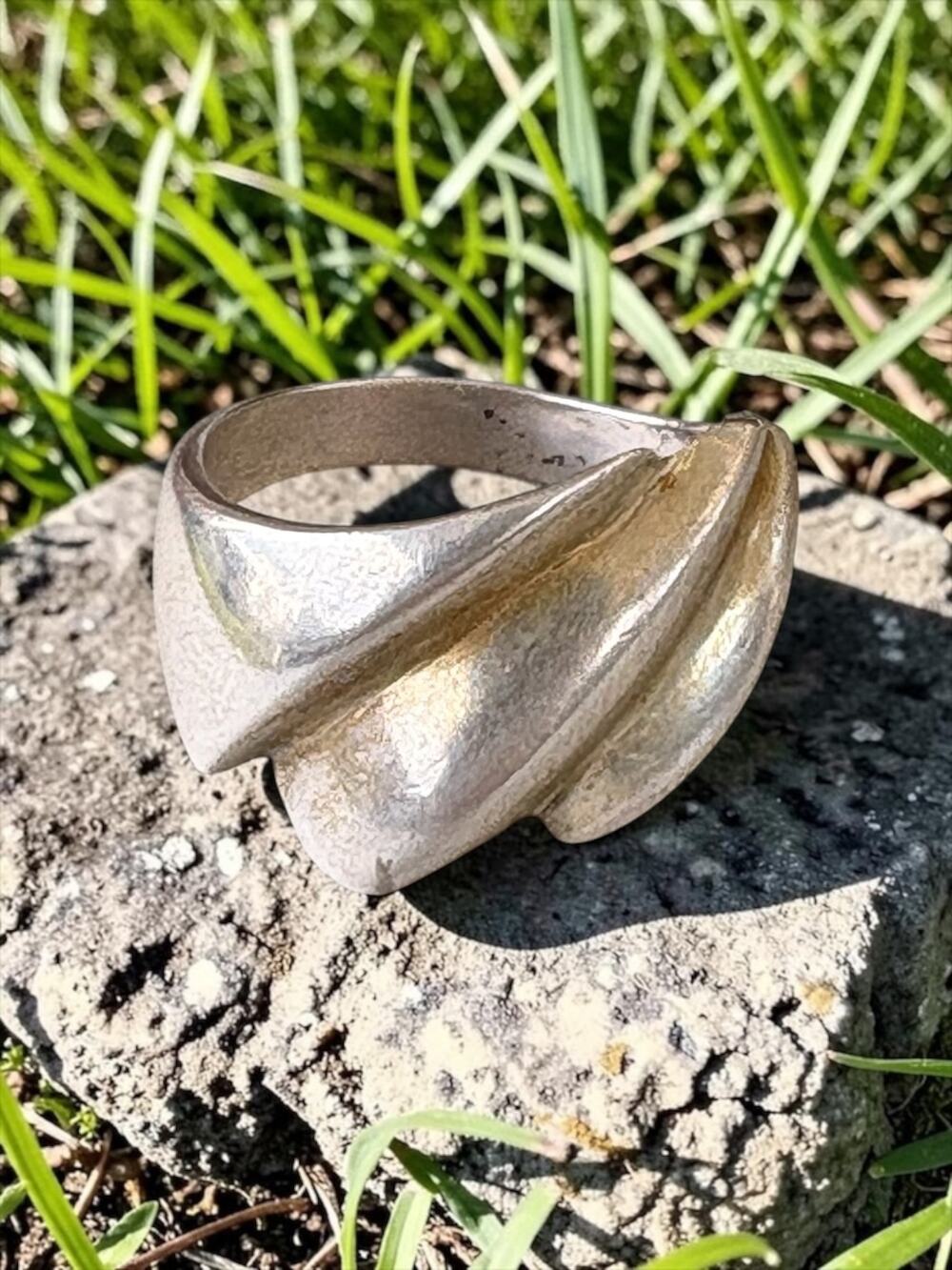 Vintage 925 Sterling Silver Sculptural Folded Statement Ring Bold Swirl Dome Des